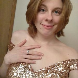 Meet your Posher, Desiree